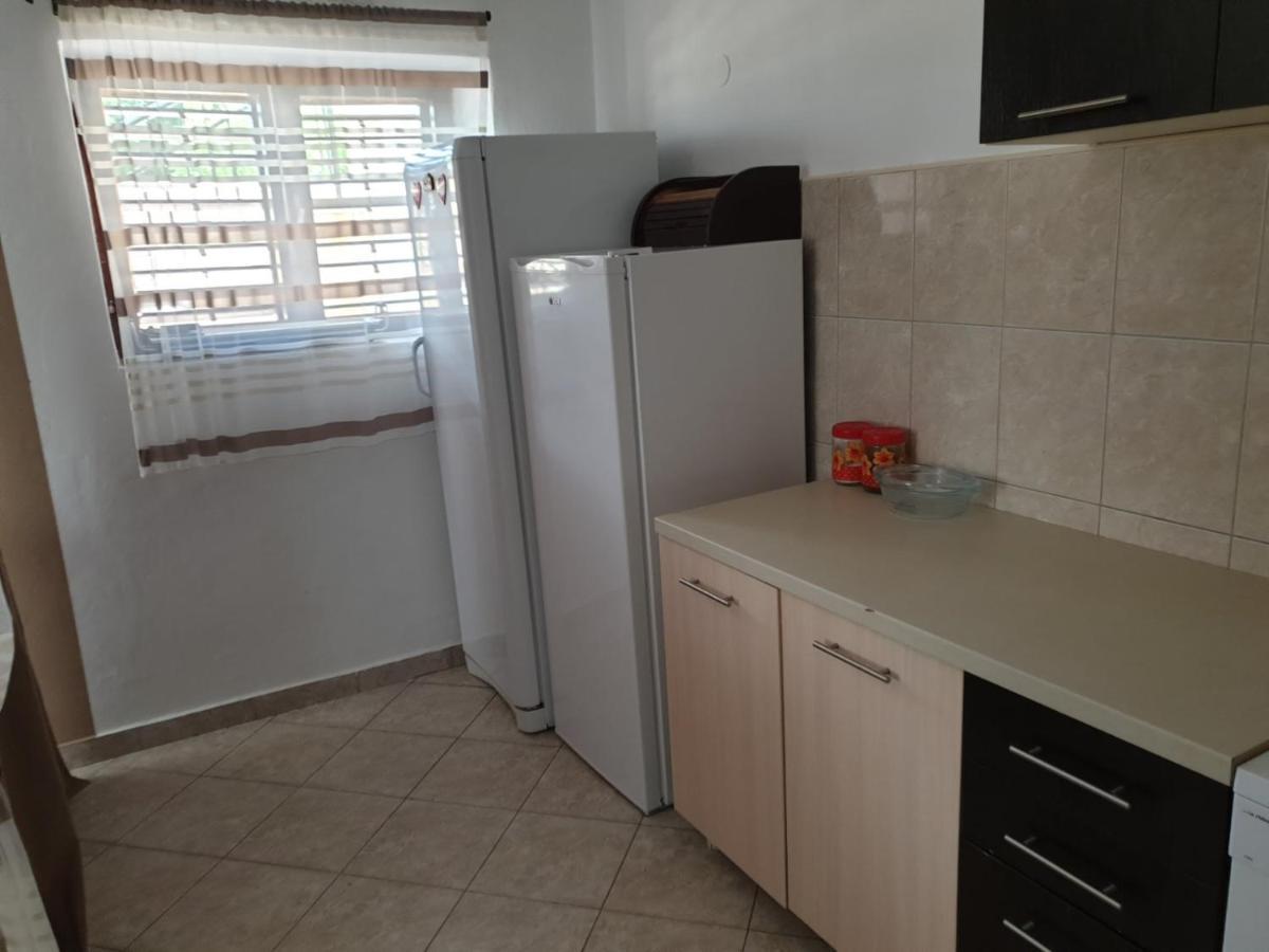 Apartman A&V โกตอร์ ภายนอก รูปภาพ